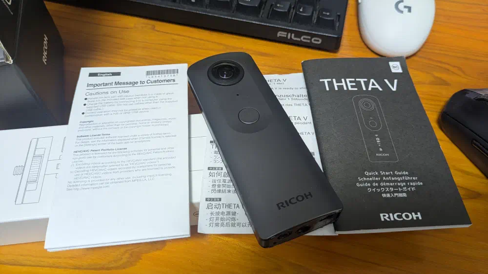 全天球カメラ RICHO THETA Vを買ってきた