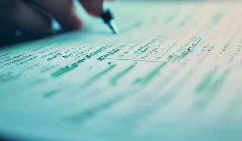 EDINETからダウンロードしたXBRLから有価証券報告書の情報を抜き出す